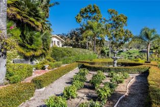 Single Family Residence, 1947 Rim Rock Canyon rd, Laguna Beach, CA 92651 - 8