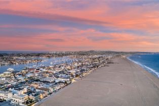 Single Family Residence, 1232 Oceanfront, Newport Beach, CA 92661 - 15