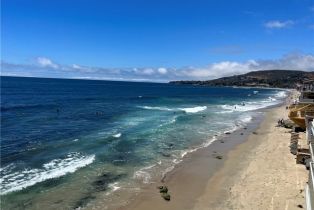 Single Family Residence, 1261 Ocean Front, Laguna Beach, CA 92651 - 10