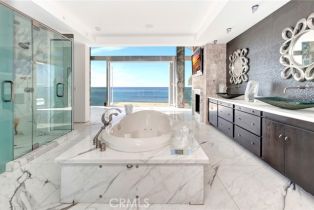 Single Family Residence, 1261 Ocean Front, Laguna Beach, CA 92651 - 19