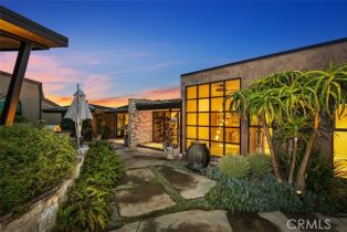 Single Family Residence, 32 La Senda dr, Laguna Beach, CA 92651 - 4