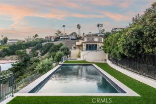 Single Family Residence, 2095 Temple Hills dr, Laguna Beach, CA 92651 - 5