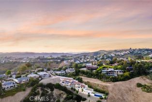 Single Family Residence, 2095 Temple Hills dr, Laguna Beach, CA 92651 - 8