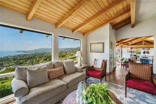 Single Family Residence, 2108 Crestview dr, Laguna Beach, CA 92651 - 21