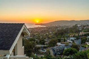 Single Family Residence, 2108 Crestview dr, Laguna Beach, CA 92651 - 44