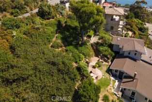 Single Family Residence, 2108 Crestview dr, Laguna Beach, CA 92651 - 56