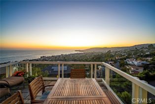 Single Family Residence, 2108 Crestview DR, Laguna Beach, CA  Laguna Beach, CA 92651