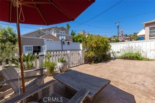 Single Family Residence, 533 Lombardy lane, Laguna Beach, CA 92651 - 2