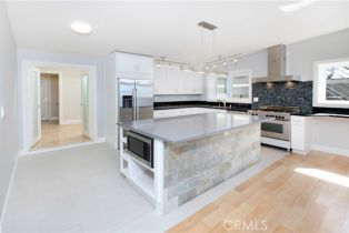 Apartment, 646 Ramona ave, Laguna Beach, CA 92651 - 3