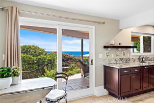 Apartment, 898 Buena Vista way, Laguna Beach, CA 92651 - 17