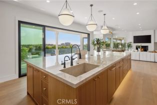 Single Family Residence, 2915 Cliff DR, Newport Beach, CA  Newport Beach, CA 92663