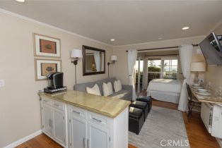 , 464 Bent st, Laguna Beach, CA 92651 - 4