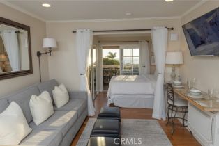 , 464 Bent st, Laguna Beach, CA 92651 - 5