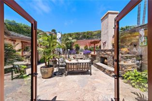 Single Family Residence, 7 Vista De Catalina, Laguna Beach, CA 92651 - 19