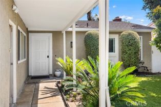 Single Family Residence, 9422 Sunridge dr, Huntington Beach, CA 92646 - 4