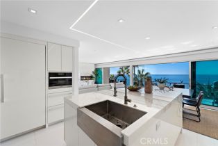 Condominium, 31423 Coast, Laguna Beach, CA 92651 - 5