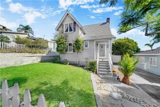 Single Family Residence, 251 VIEJO ST, Laguna Beach, CA  Laguna Beach, CA 92651