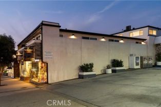 Apartment, 577 Ramona #E, Laguna Beach, CA 92651 - 4