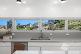 Single Family Residence, 901 Summit dr, Laguna Beach, CA 92651 - 17