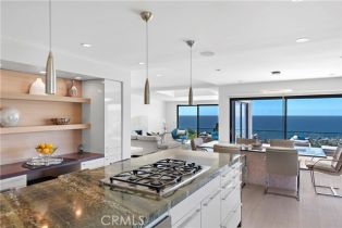 Single Family Residence, 940 Summit dr, Laguna Beach, CA 92651 - 12