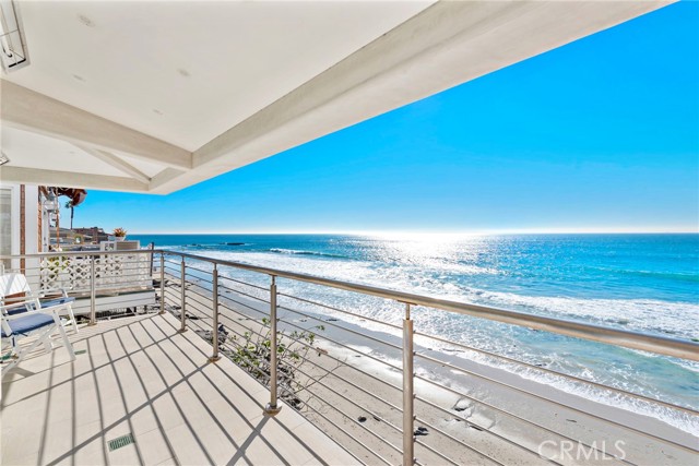 Residential Income, 1051 Gaviota dr, Laguna Beach, CA 92651 - 1