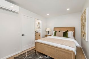 Condominium, 717 Orchid ave, Corona Del Mar, CA 92625 - 9