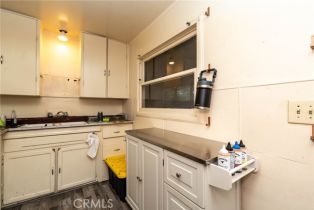 Residential Income, 1655 Woodbury rd, Pasadena, CA 91104 - 15