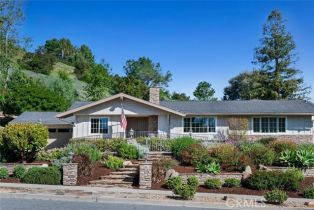 Single Family Residence, 611 Camino Manzanas, Thousand Oaks, CA 91360 - 2