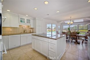 Single Family Residence, 334 Loma Larga dr, Solana Beach, CA 92075 - 29