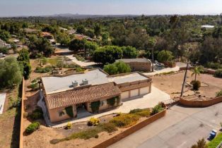 Single Family Residence, 129 Emilia, Fallbrook, CA 92028 - 52