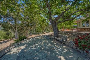 Single Family Residence, 145 Yucca Road, Fallbrook, CA 92028 - 28