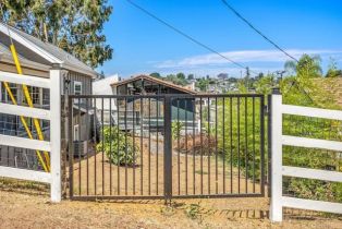 Single Family Residence, 129 Vine street, Fallbrook, CA 92028 - 12