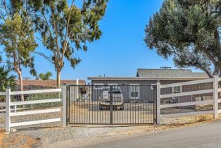 Single Family Residence, 129 Vine street, Fallbrook, CA 92028 - 8