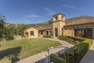 , 17912 El Brazo, Rancho Santa Fe, CA 92067 - 4