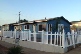 , 1402 Dubuque, Oceanside, CA 92058 - 2