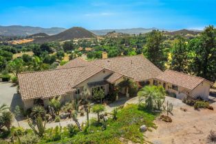 Single Family Residence, 15696 Villa Sierra LN, Valley Center, CA  Valley Center, CA 92082