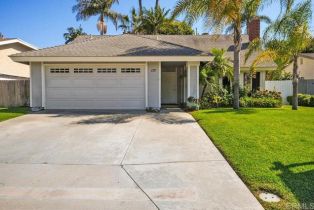 Single Family Residence, 1757 Village Run North, Encinitas, CA 92024 - 30