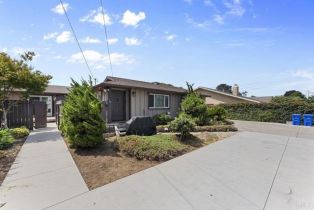 Single Family Residence, 1565 Chestnut ave, Carlsbad, CA 92008 - 12