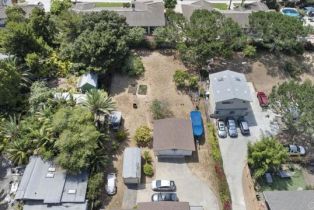 Single Family Residence, 1565 Chestnut ave, Carlsbad, CA 92008 - 4