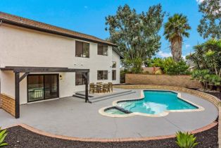 Single Family Residence, 2101 Crown View way, Oceanside, CA 92056 - 37