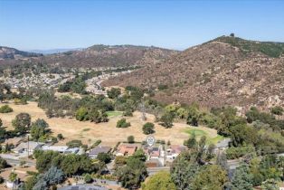 Single Family Residence, 9174 Old Castle rd, Valley Center, CA 92082 - 57