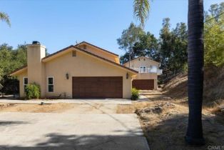 Single Family Residence, 13413 Mirar De Valle, Valley Center, CA 92082 - 45