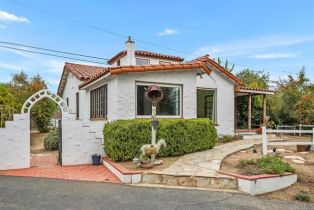 Single Family Residence, 2267  S Stage Coach lane, Fallbrook, CA  Fallbrook, CA 92028