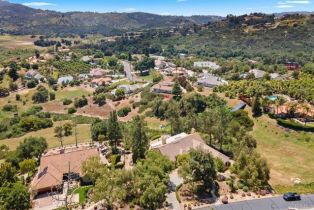 Single Family Residence, 12681 Lonesome Oak way, Valley Center, CA 92082 - 8