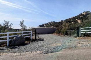 ,  De Luz Heights rd, Fallbrook, CA 92028 - 6