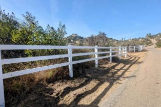 ,  De Luz Heights rd, Fallbrook, CA 92028 - 7