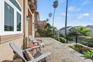 , 1632 Pacific st, Oceanside, CA 92054 - 5