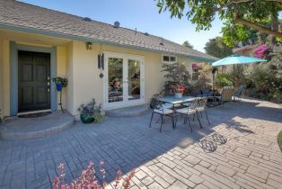 Single Family Residence, 2006 Rue De La Montagne, Oceanside, CA 92054 - 8