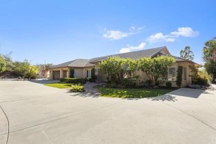 Single Family Residence, 606 Via Cumbres, Fallbrook, CA 92028 - 5