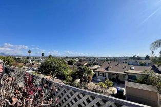 Single Family Residence, 4737 Rising Glen dr, Oceanside, CA 92056 - 2